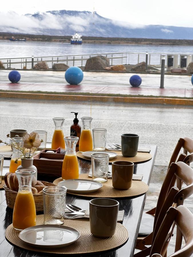 Hotel Costaustralis Puerto Natales Exterior foto